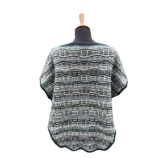 Retro Poncho - Image 4